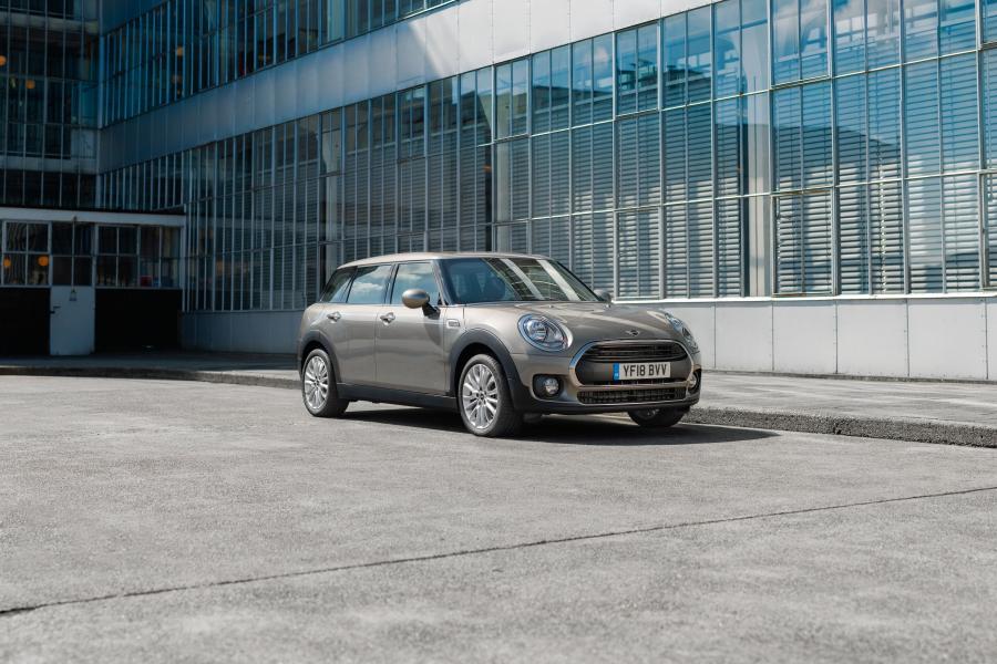  Mini One Clubman City (F54) 2018 года  (UK) (фото 1 из 9)